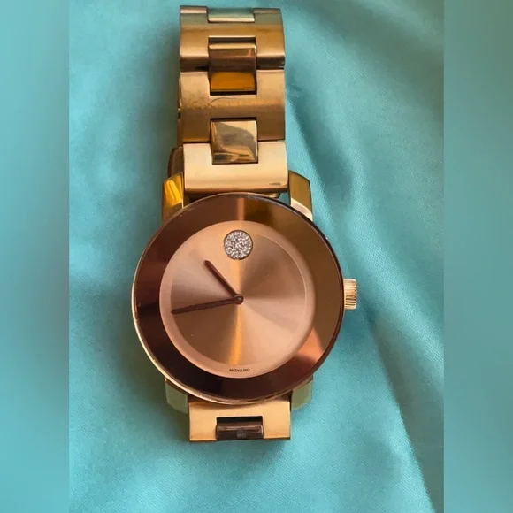 Movado bold rose gold watch - Picture 3 of 11